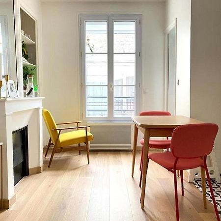 Modern Appartement W/ Tour Eiffel View In The 7Th París Exterior foto